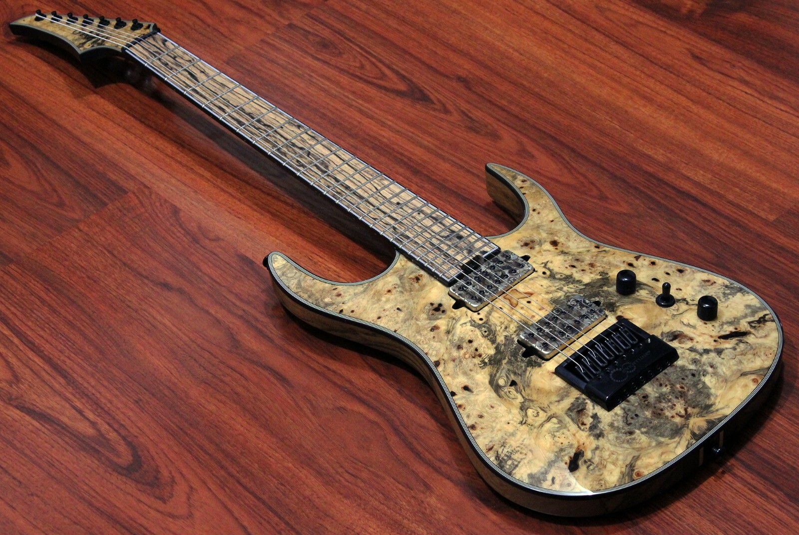 Halo Guitars MERUS 7-string (27″) EVERTUNE, Buckeye Burl, Pale Moon Ebony, I2241