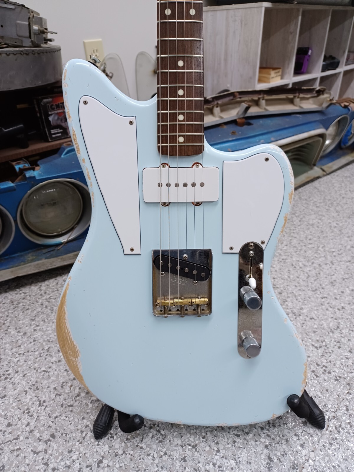 D’Light Custom “Bunny” Pine Jazzcaster Offset 2023 Sonic Blue