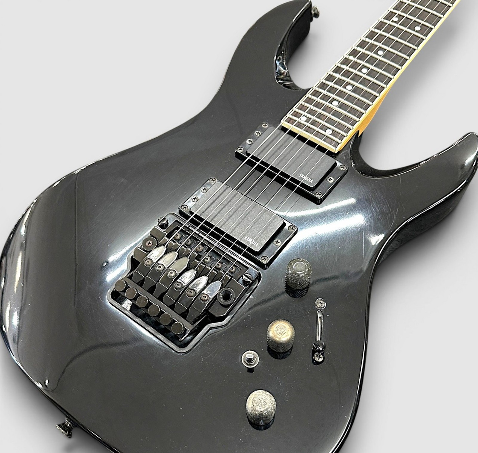 YAMAHA RGX820J Used 1980 Basswood Body Maple Neck Rosewood Fingerboard Black