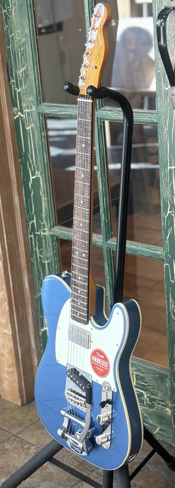 Squier Classic Vibe Custom Telecaster SH in Lake Placid Blue With Bigsby Tremolo