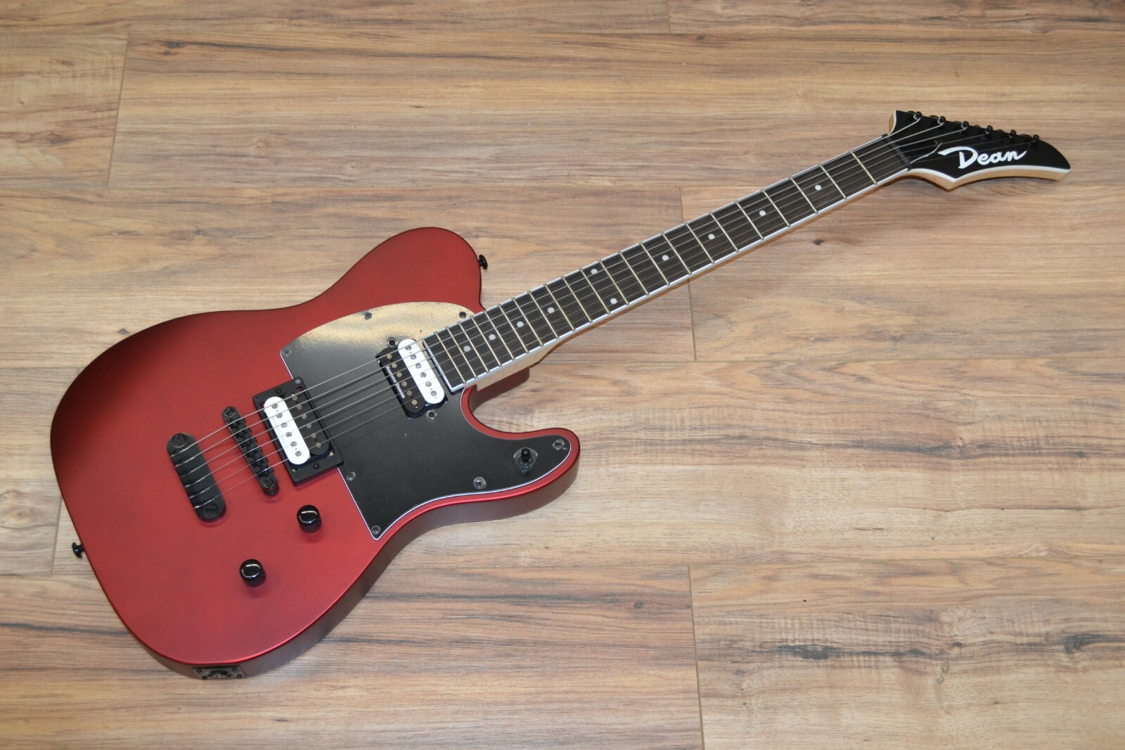 Dean NashVegas Select Metallic Red Satin