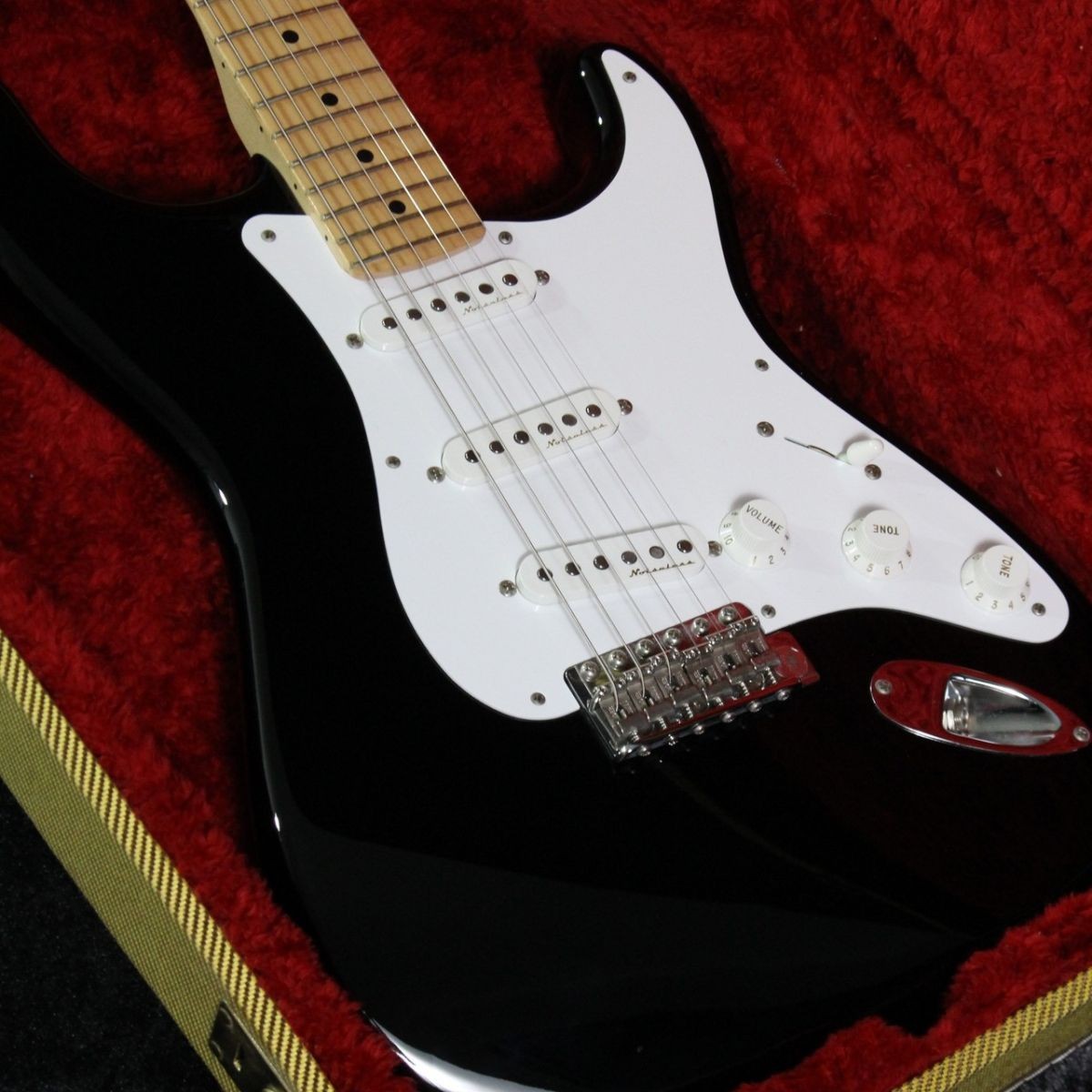 Fender Eric Clapton Stratocaster “BLACKIE” Used Alder w/Hard case