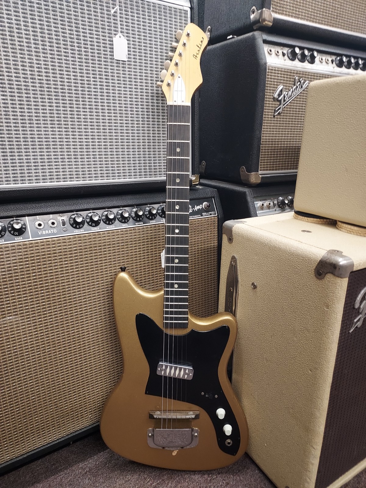 1965 Airline Bobkat Guitar Gold Harmony DeArmond Pickup Made In USA