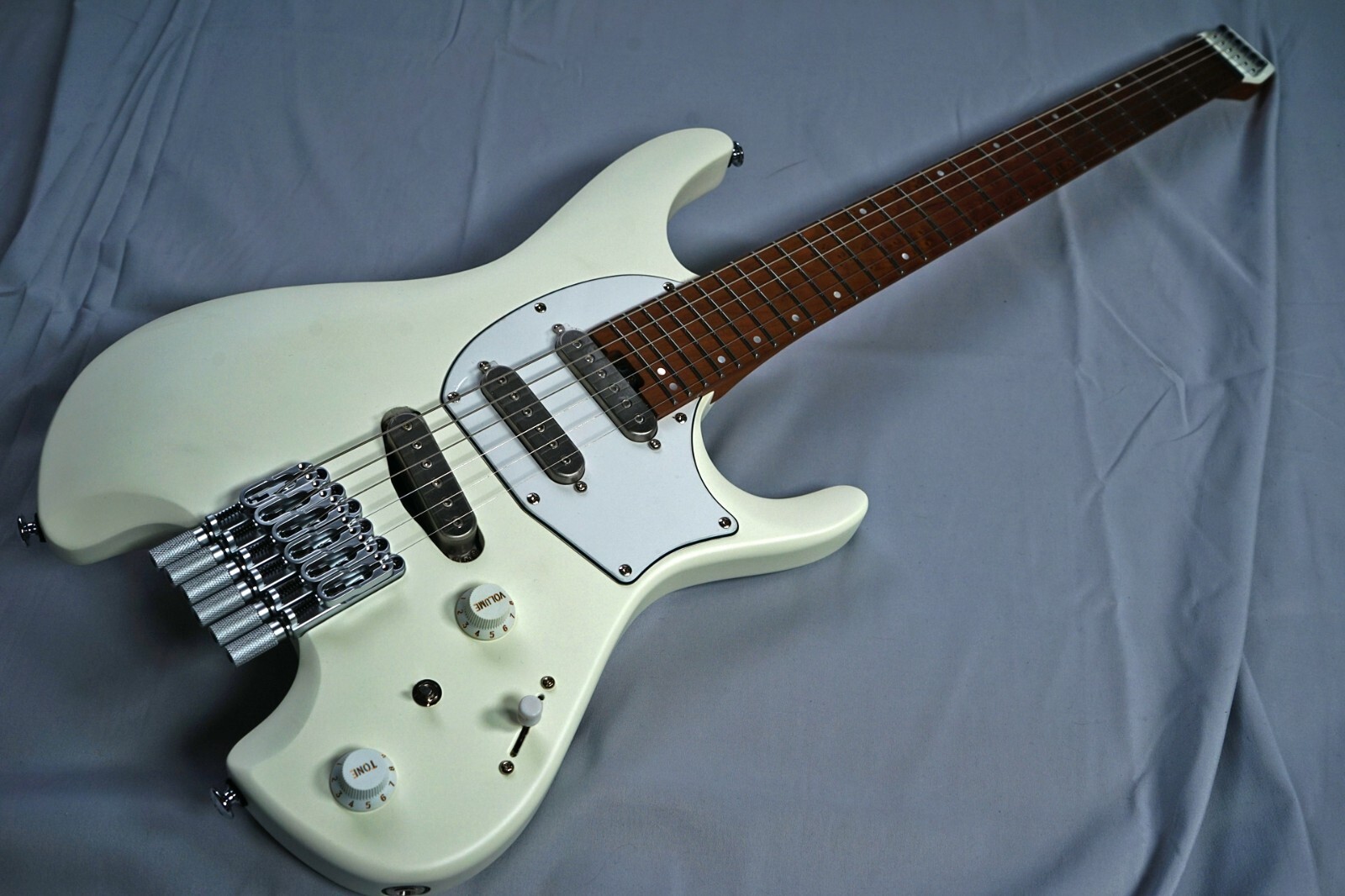 Ibanez ICHI10 Ichika Nito Signature Model Vintage White Matte Guitar w/Gig Bag