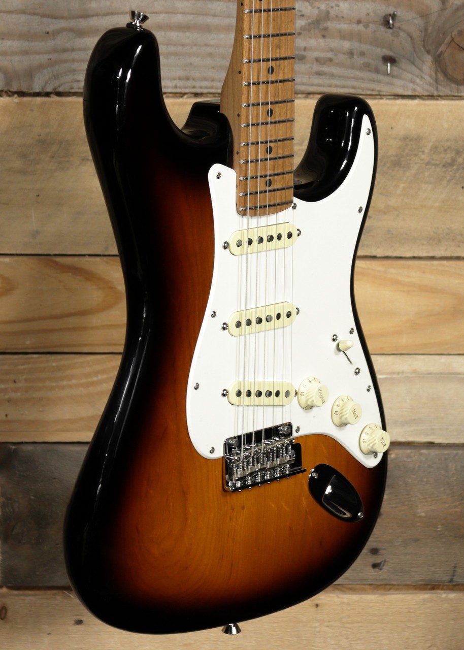 Fender DE American Professional II Stratocaster Electric Guitar 2-Color Sunburst