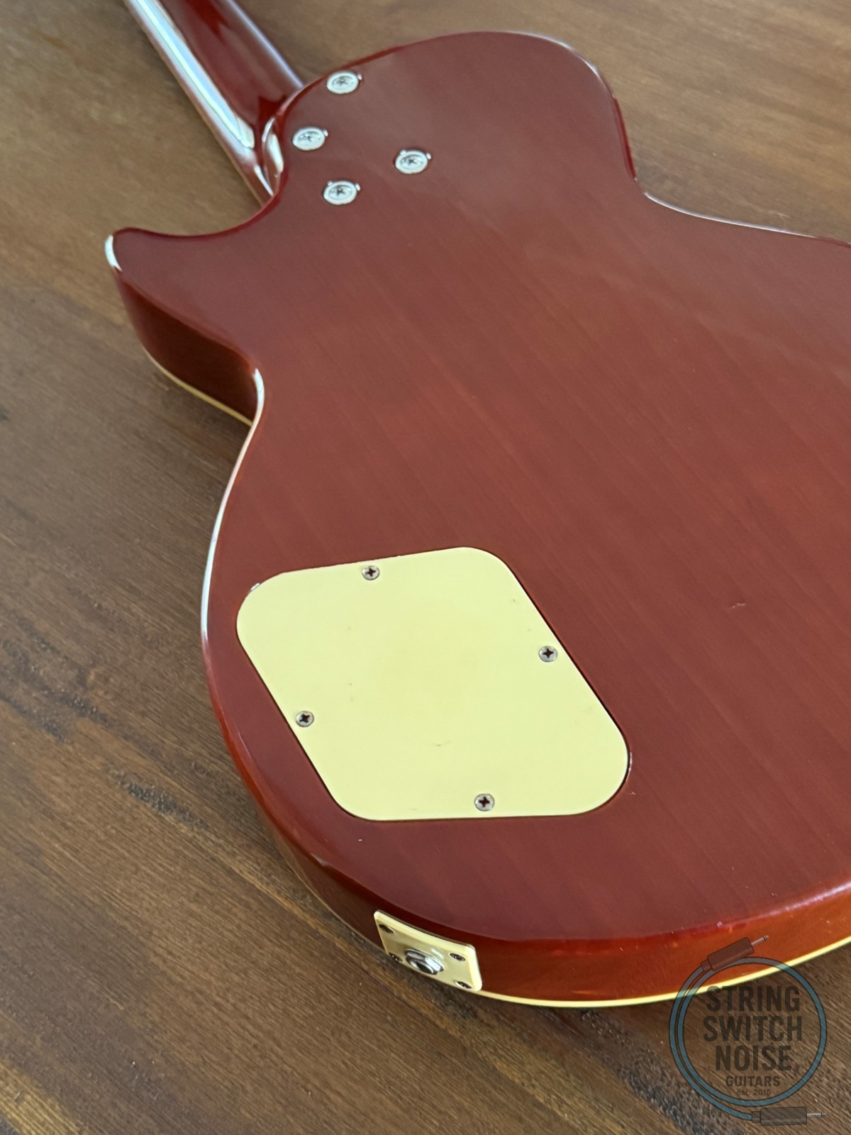 Tokai Les Paul Bass, Flamed Honey Burst, 1990s