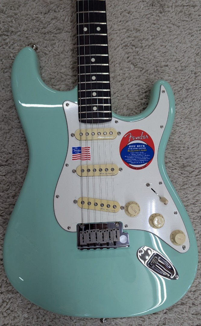 Fender Jeff Beck Stratocaster Guitar, Rosewood Fretboard, Surf Green with Case