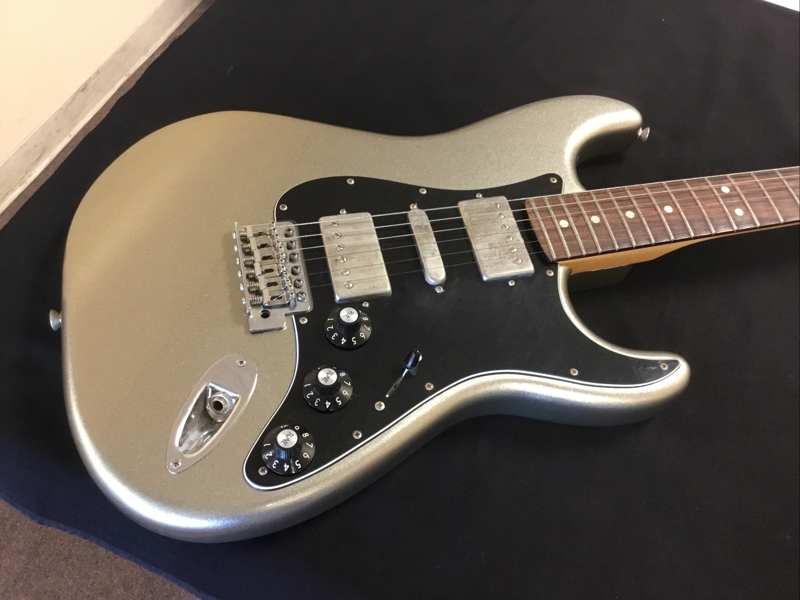 2012 Mexico Fender Blacktop HSH RW TSV Stratocaster, Titanium Silver Guitar MIM