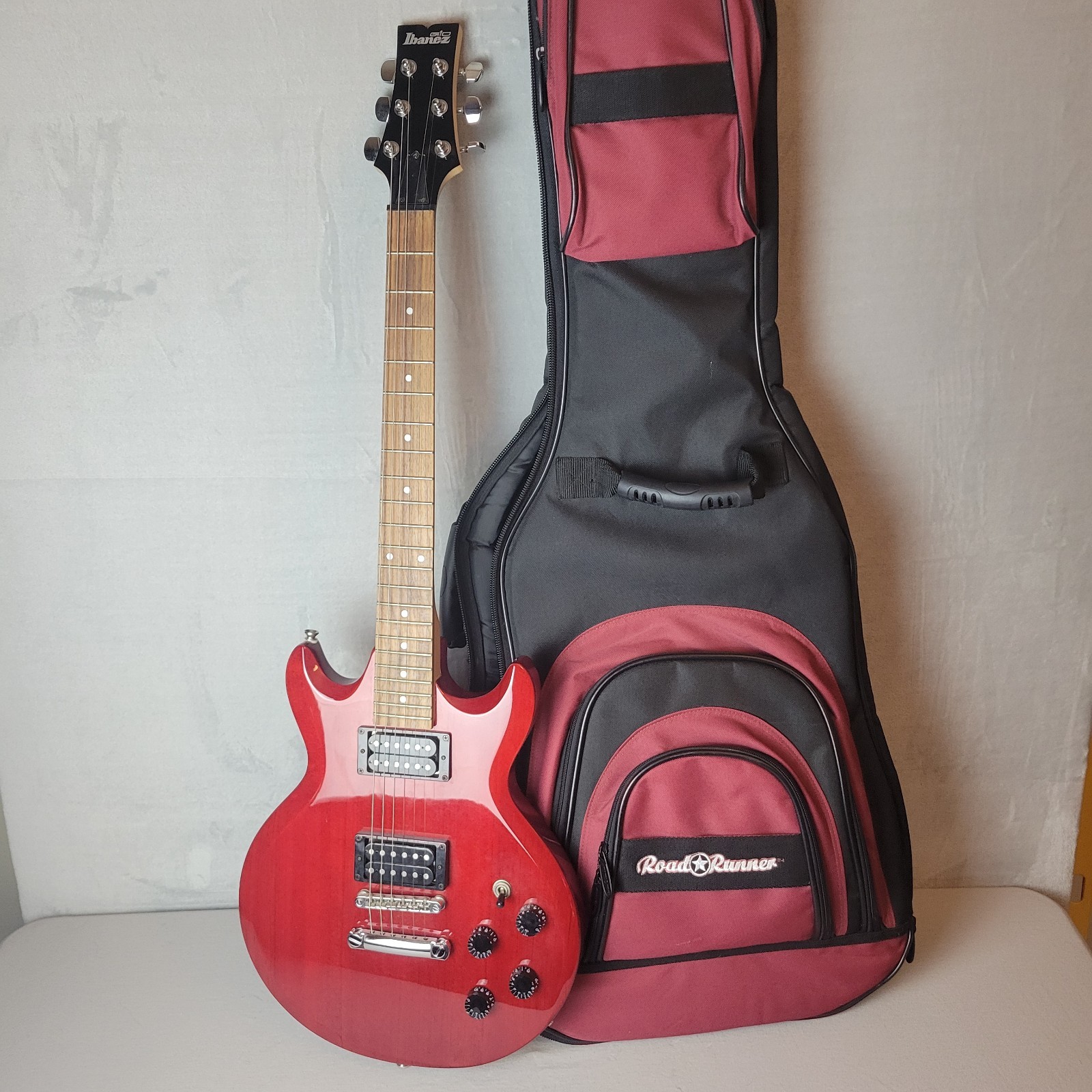 IBANEZ GIO GAX70 Electric Guitar Transparent Red W/ Case Tuner Starter Kit