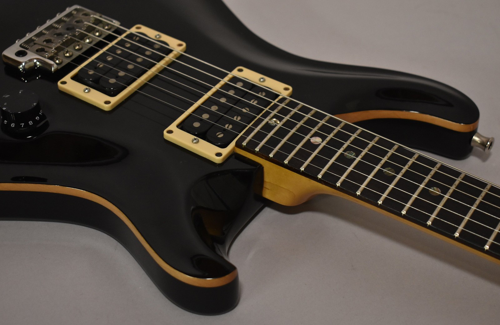 1994 PRS CE 24 Bolt-On Electric Guitar Black w/OHSC