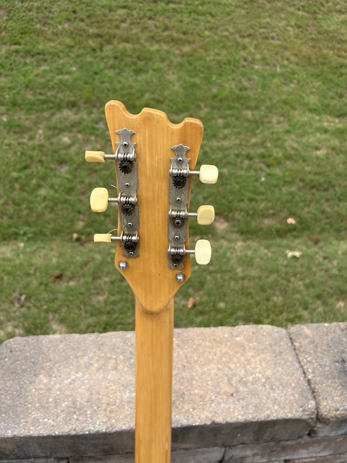 Vintage 1970’s Aria Diamond Hi-Flier Electric Guitar