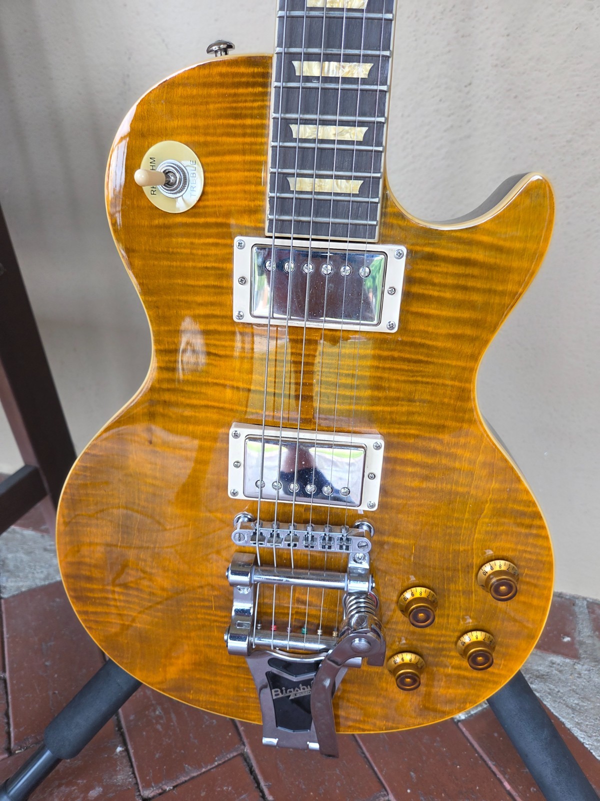 Joe Perry Boneyard Copy LP style Custom guitar w HSC Upgraded Duncan 59’ PAF’s