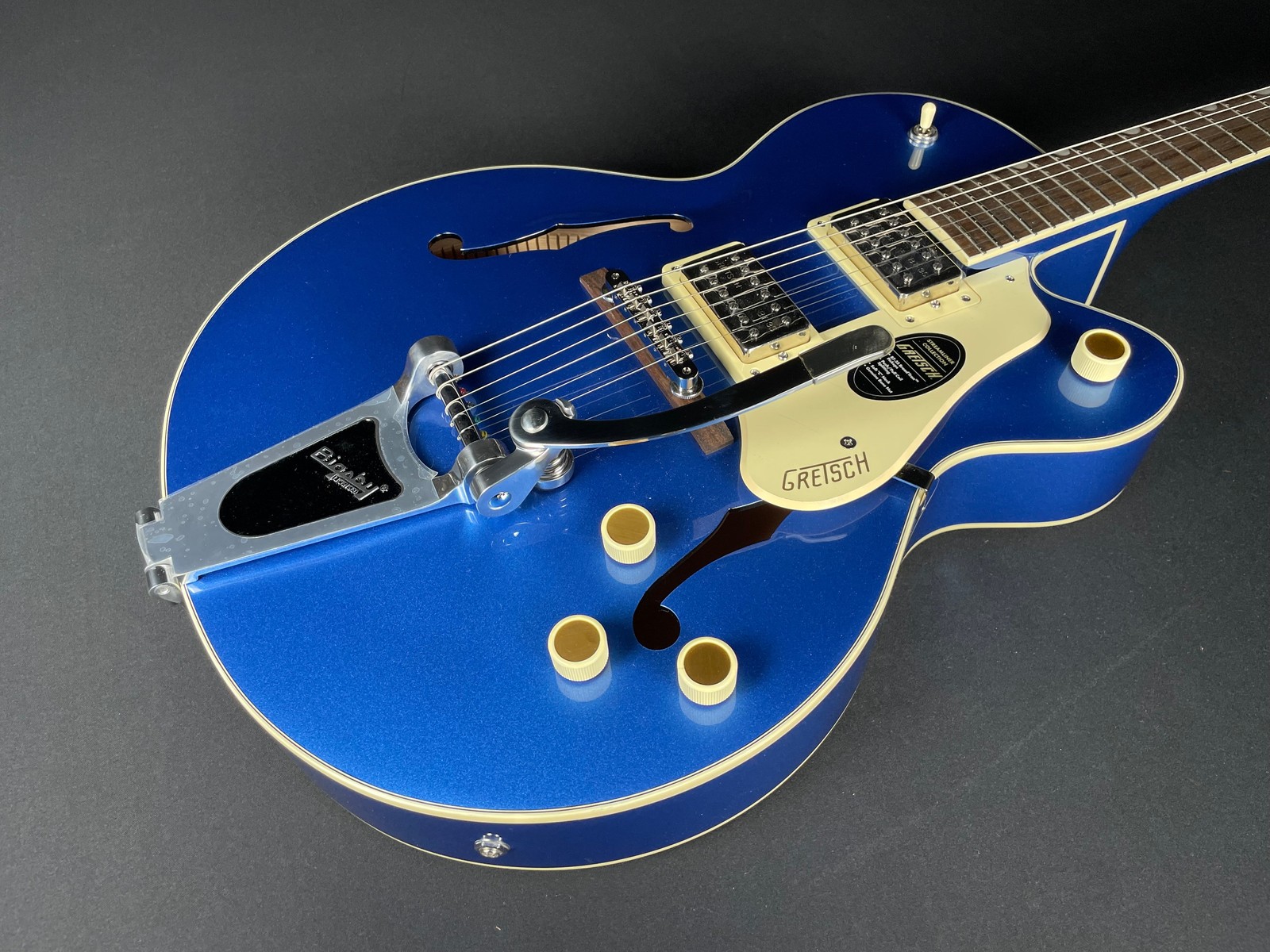 Gretsch G2420T Streamliner Hollow Body with Bigsby – Fairlane Blue