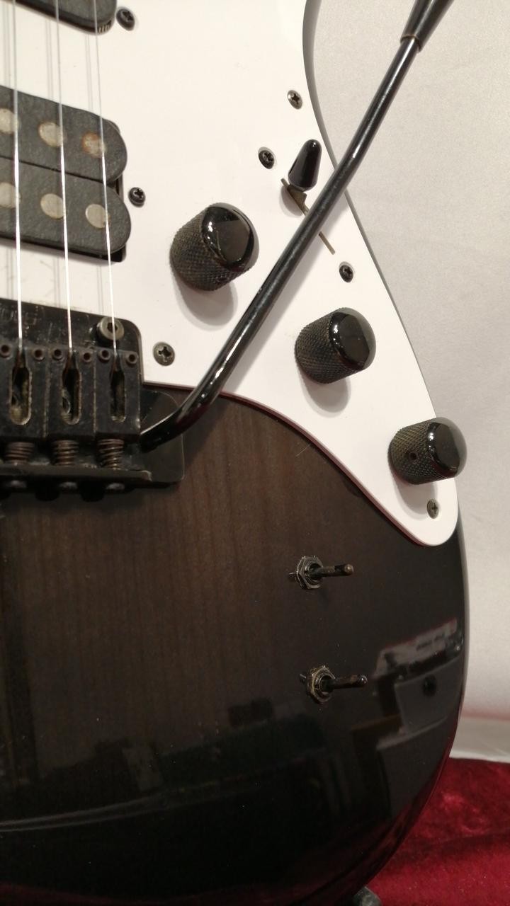 Fernandes FST-75S Black 3.83kg Electric Guitar Used Product Shipping From Japan