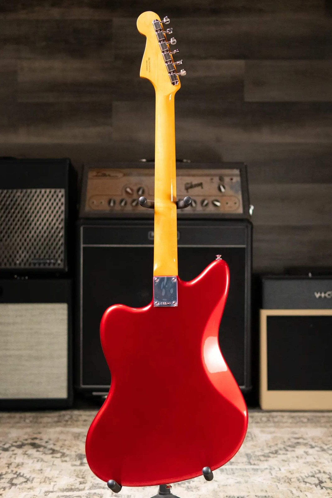 Fender Vintera III Mid ’60s Jazzmaster Electric Guitar – Candy Apple Red with Gi