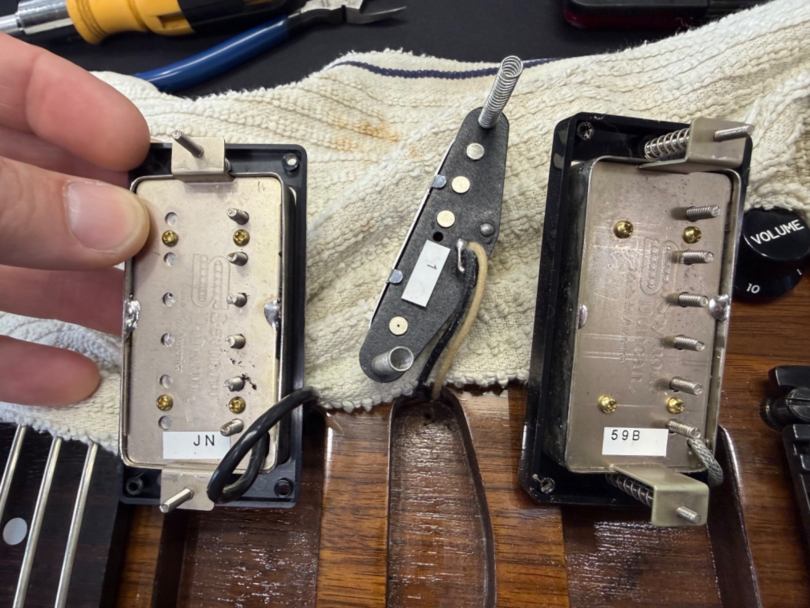 Warmoth Parts Strat Style Walnut HSH Guitar 1990’s Floyd Rose SD pickups w/HC
