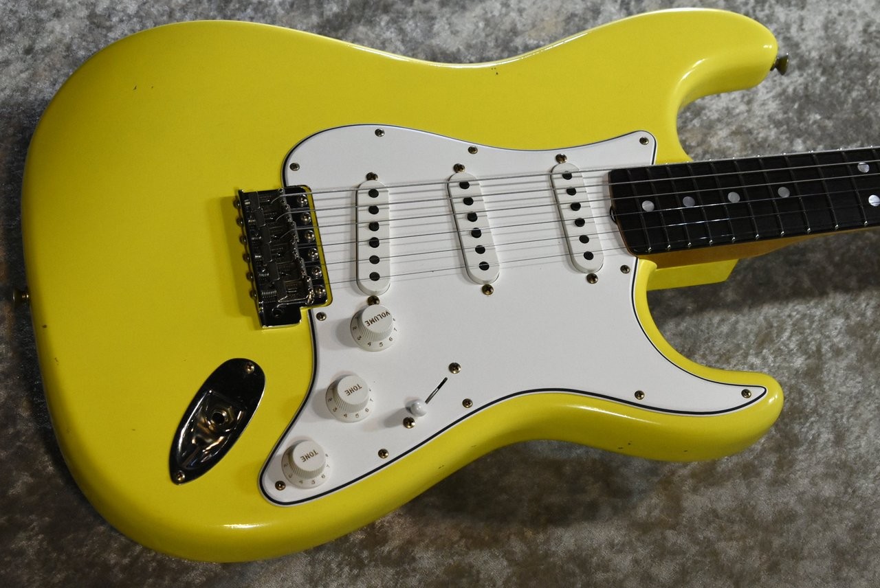 Fender Custom Shop 1969 Stratocaster Journeyman Relic Graffiti Yellow NM