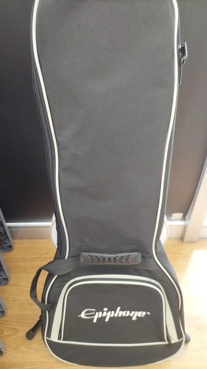 EPIPHONE LES PAUL CUSTOM Electric Guitar-31