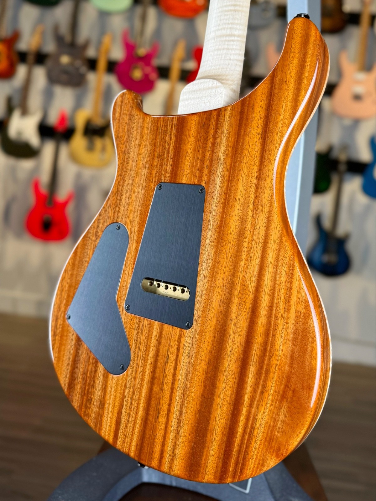 PRS Custom 24-08 Wood Library Sprayer’s Choice – Magenta Purple Colorshift