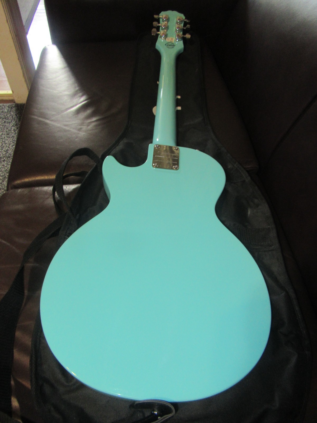 MINT 2018 Epiphone Les Paul SL electric guitar