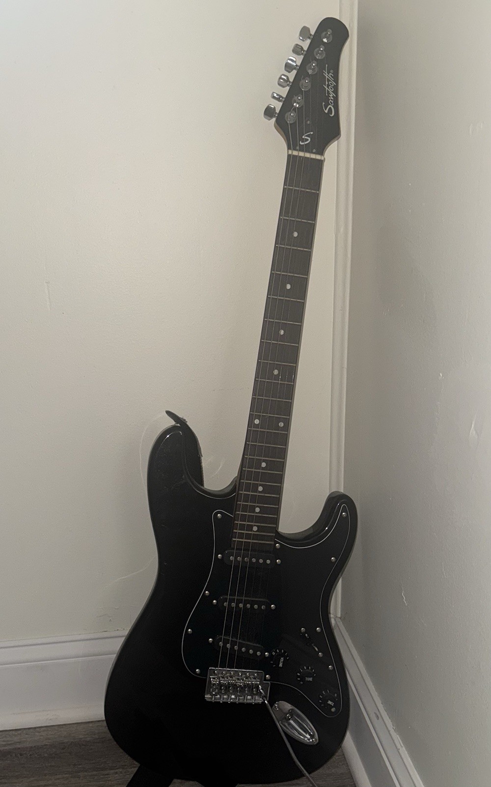Sawtooth ES Series Electric Guitar, Maple Neck, EXTRA Black, ST-ES Strat Goth