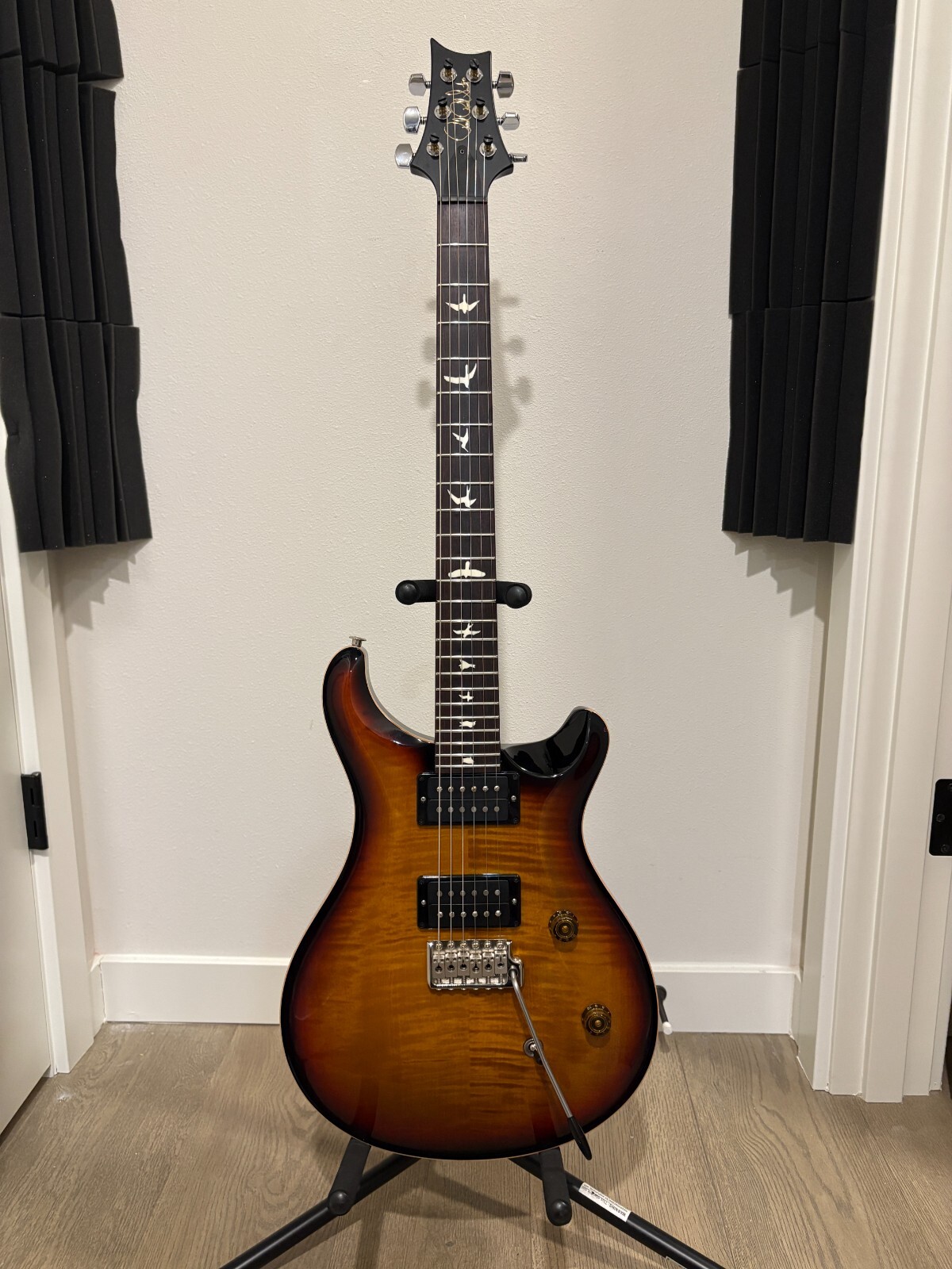 PRS CE-24 USA – Amber Sunburst with Black Satin Neck – 2022 with Gig Bag