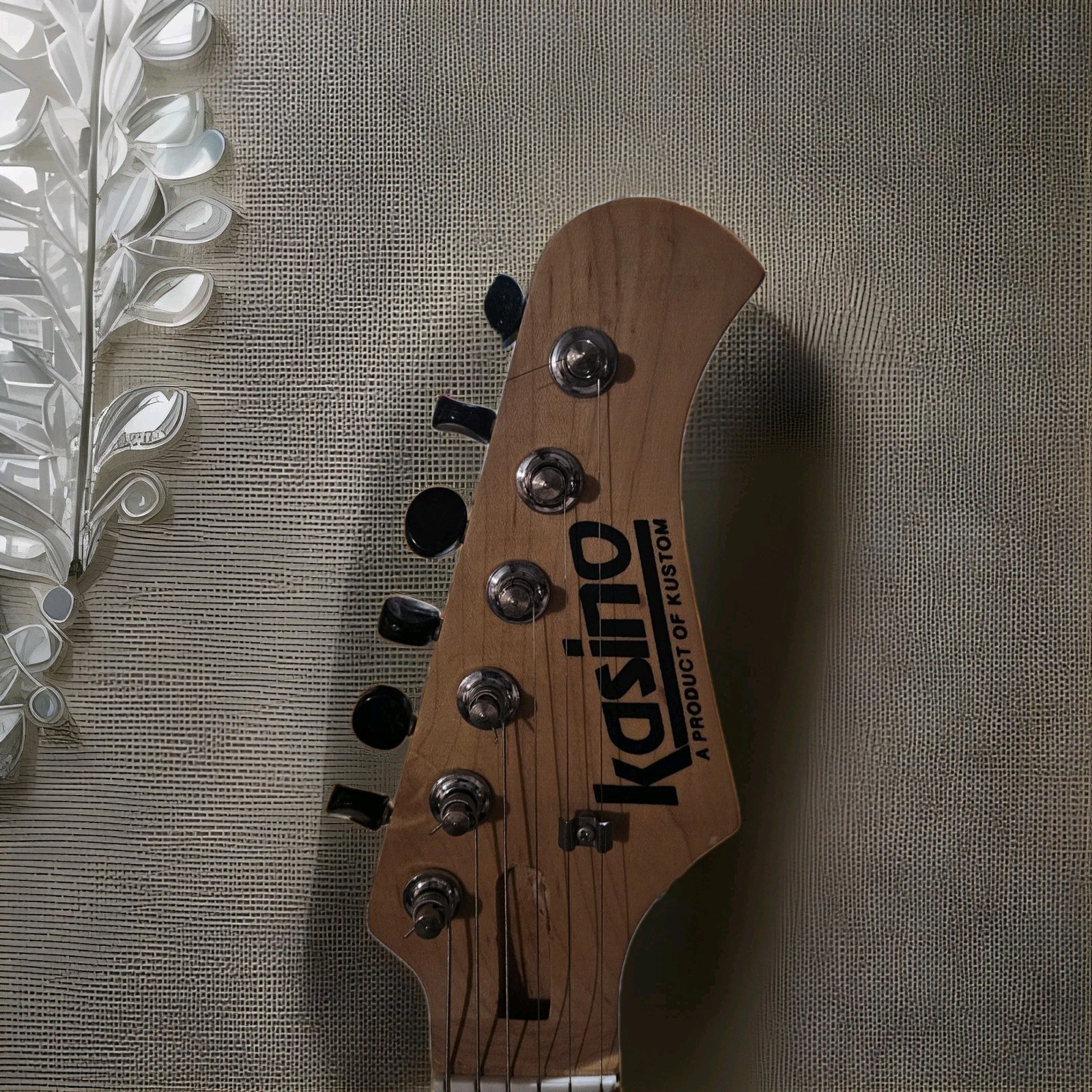 Kustom Kasino Vintage MIJ Strat (1980) w/Maple Body/Neck – Electric Guitar