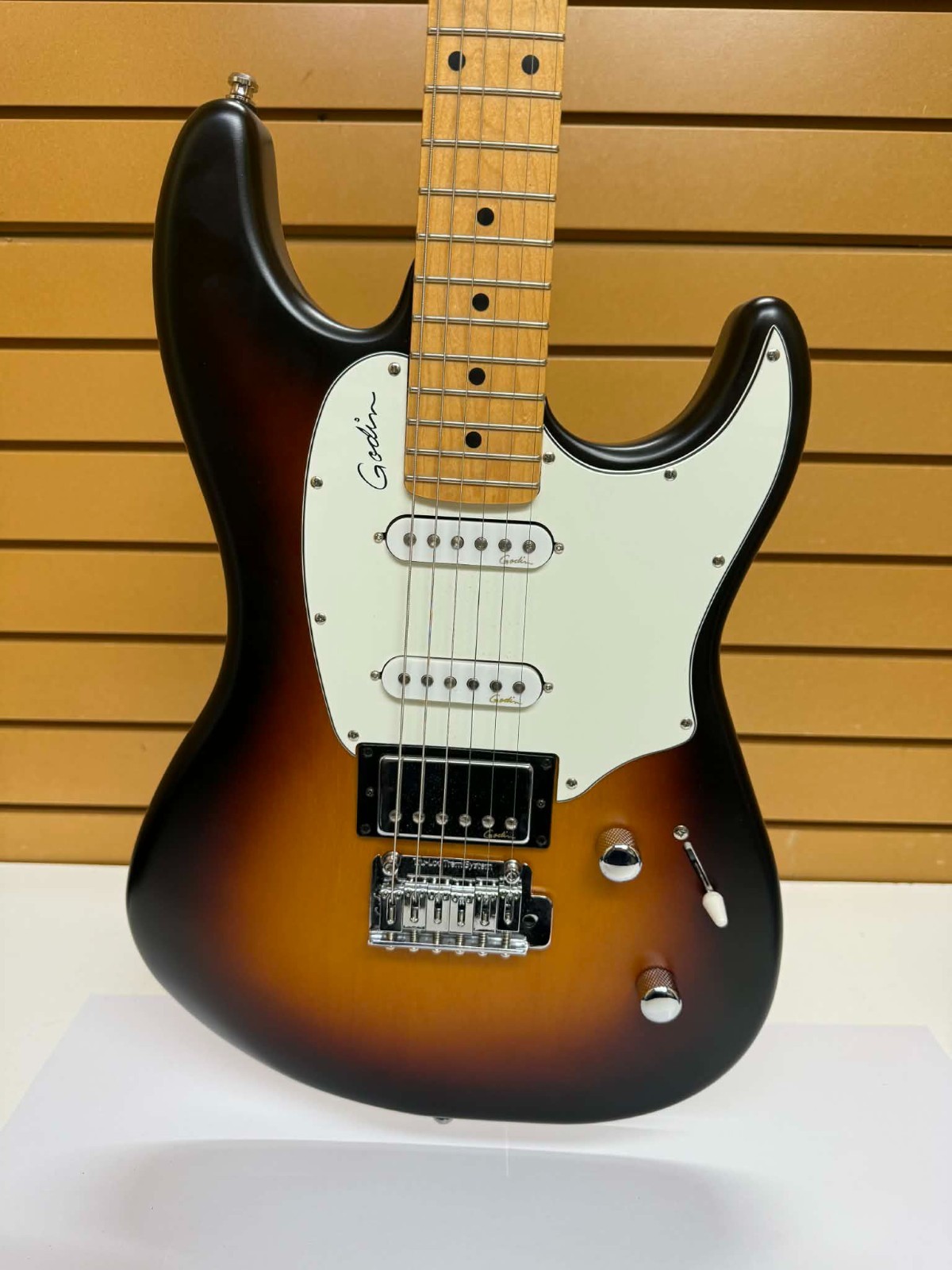 Godin Session/2016/Vb/Electric Guitar/Strat Type/Sunburst Type/Ssh/Synchro Type/