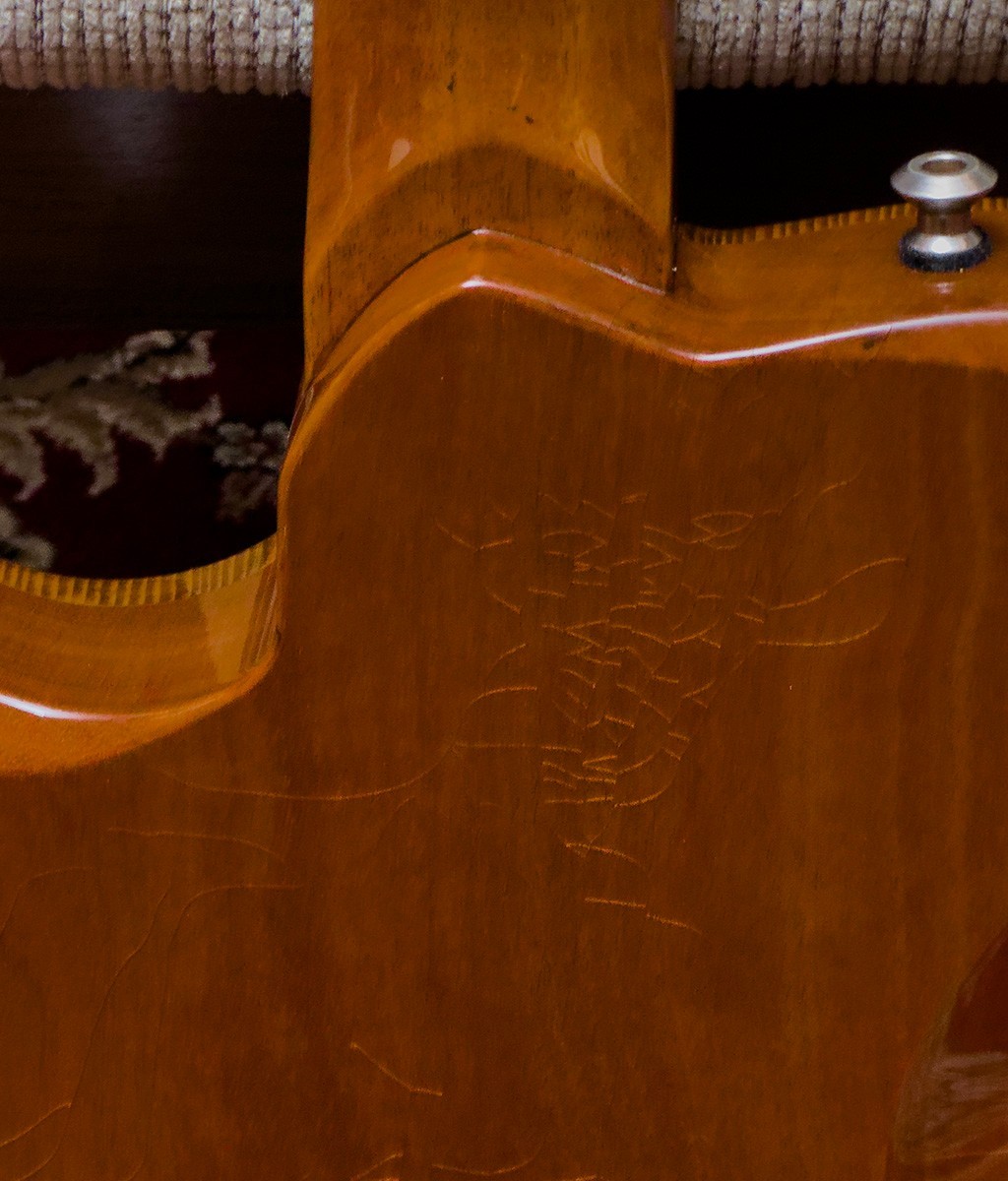 Knaggs Chena SVHS Old Violin Semi-Hollow Electric Guitar – with Hard Case