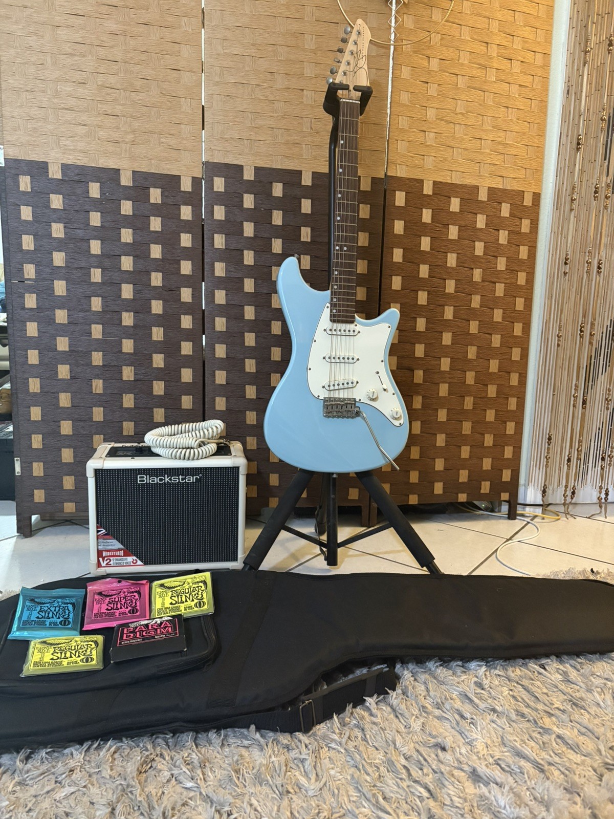 John Page Classic GuitarBlackstar Amp Bundle – Ashburn Guitar DaphneBlue finish