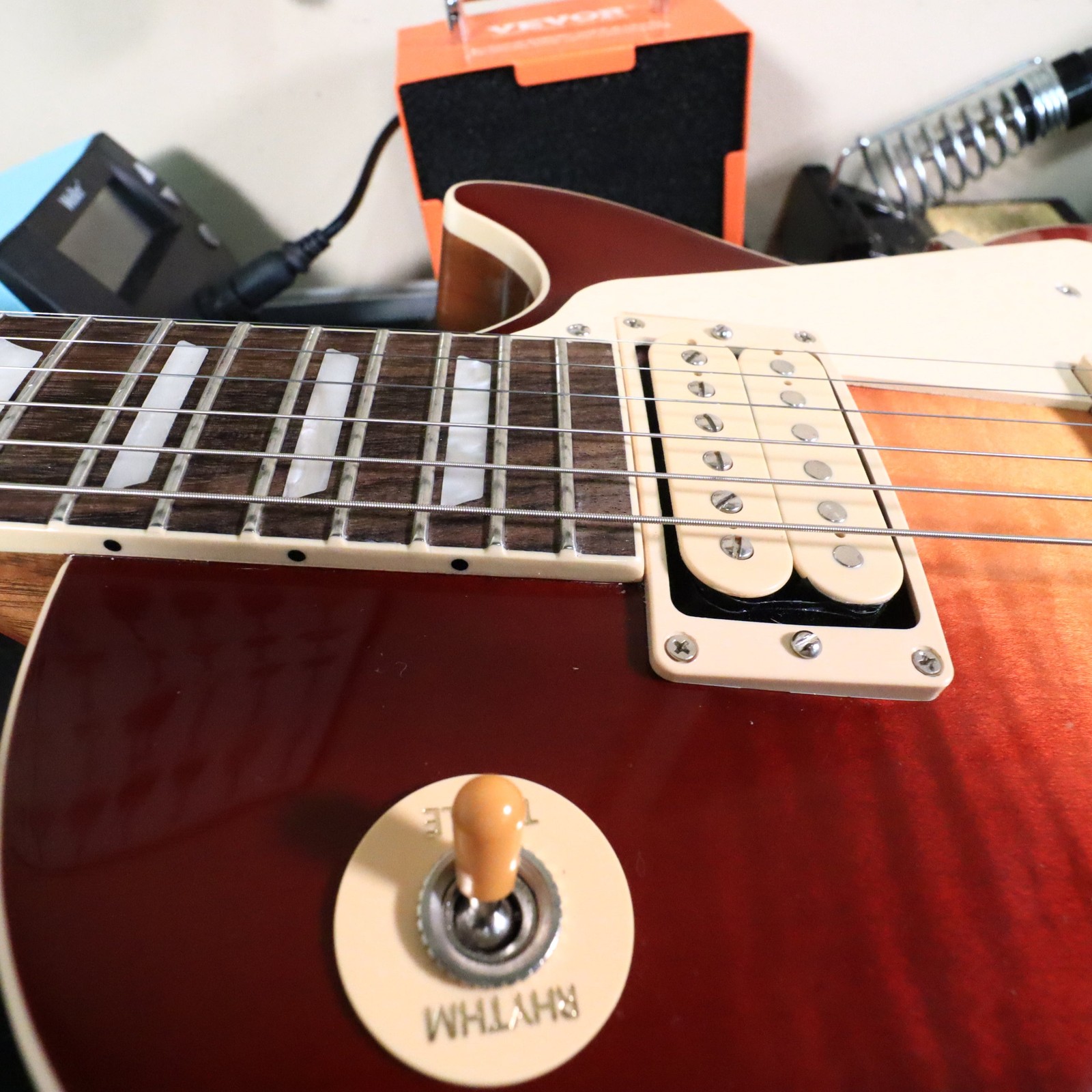 Gibson Les Paul Standard ’50s Double Trouble Guitar Vintage Bourbon Burst