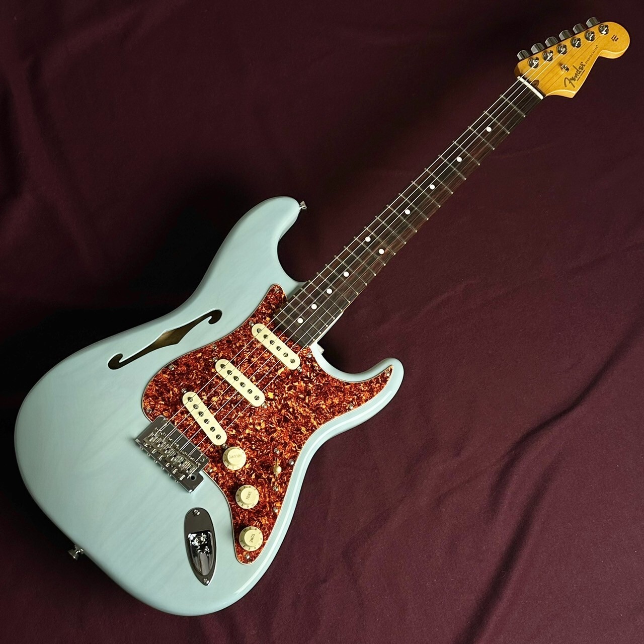 Fender LTD AMERICAN PROFESSIONAL II STRATOCASTER THINLINE Transparent Daphne Blu