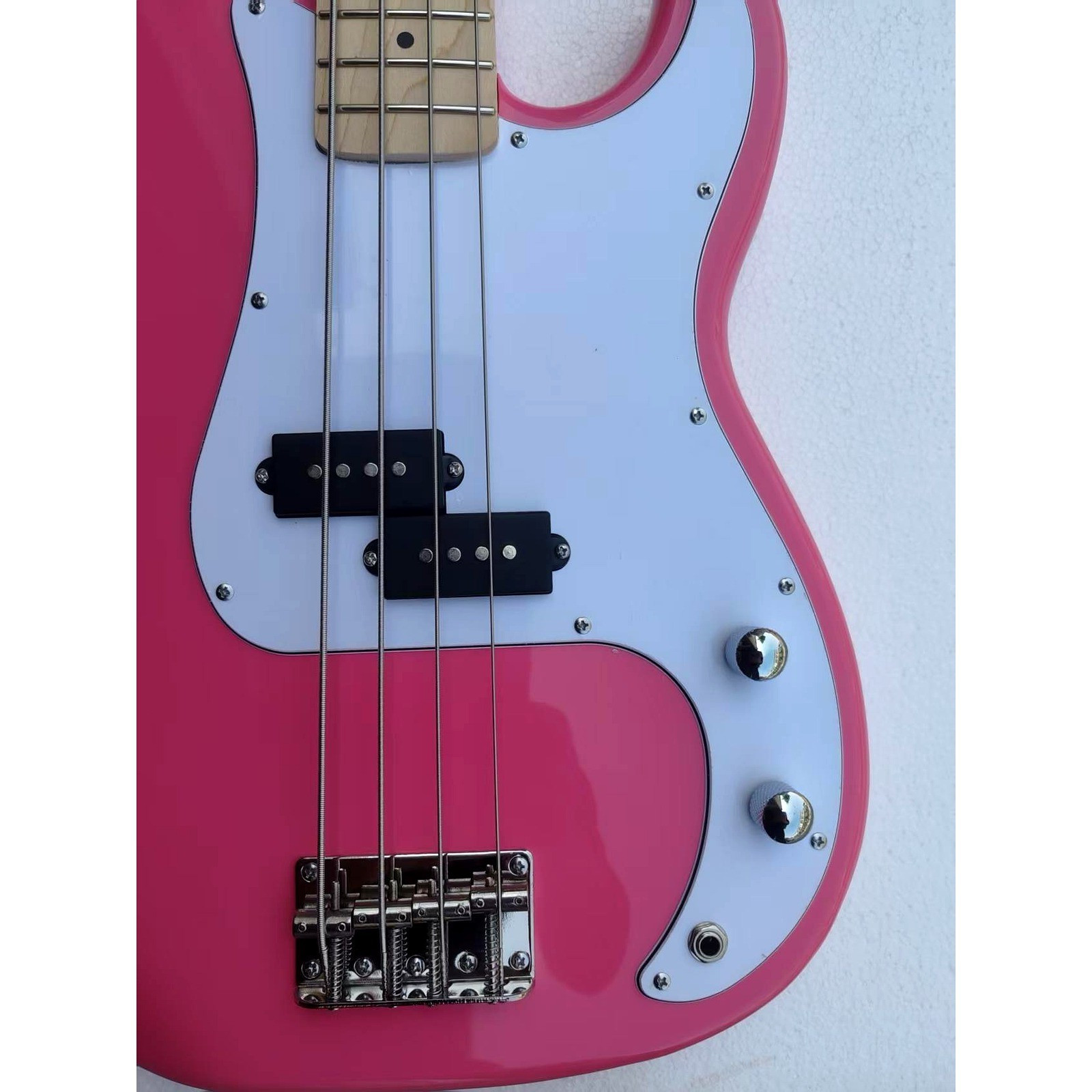Bass Pink Paulownia Body Maple Fretboard White Pickguard
