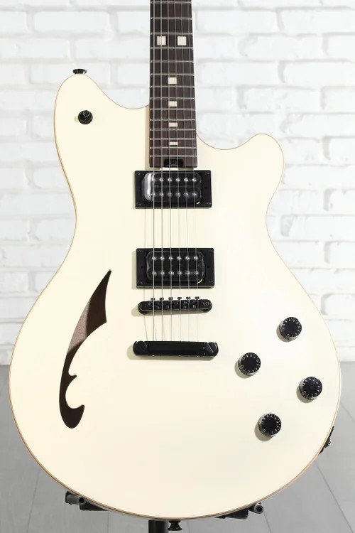 EVH SA-126 Standard Semi-hollowbody Electric Guitar – Vintage White