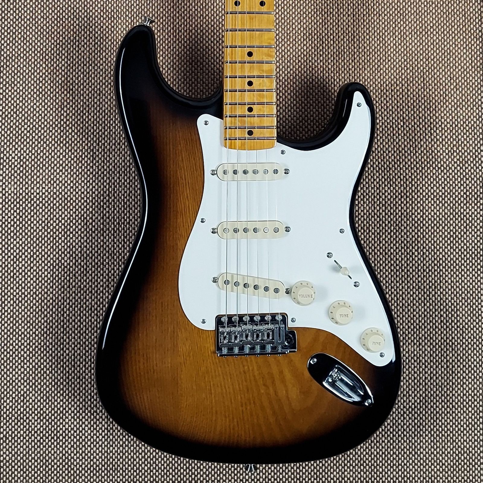 2025 Fender Eric Johnson 1954 “Virginia” COA Included Great Player! (2)