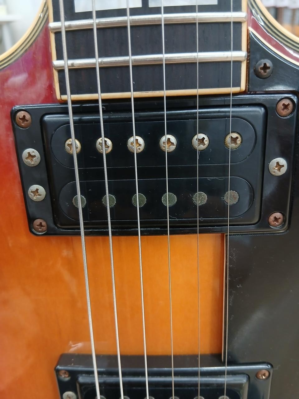 YAMAHA SG1000 Cherry Sunburst Gold Hardware Made in Japan 1979 Vintage E.Guitar