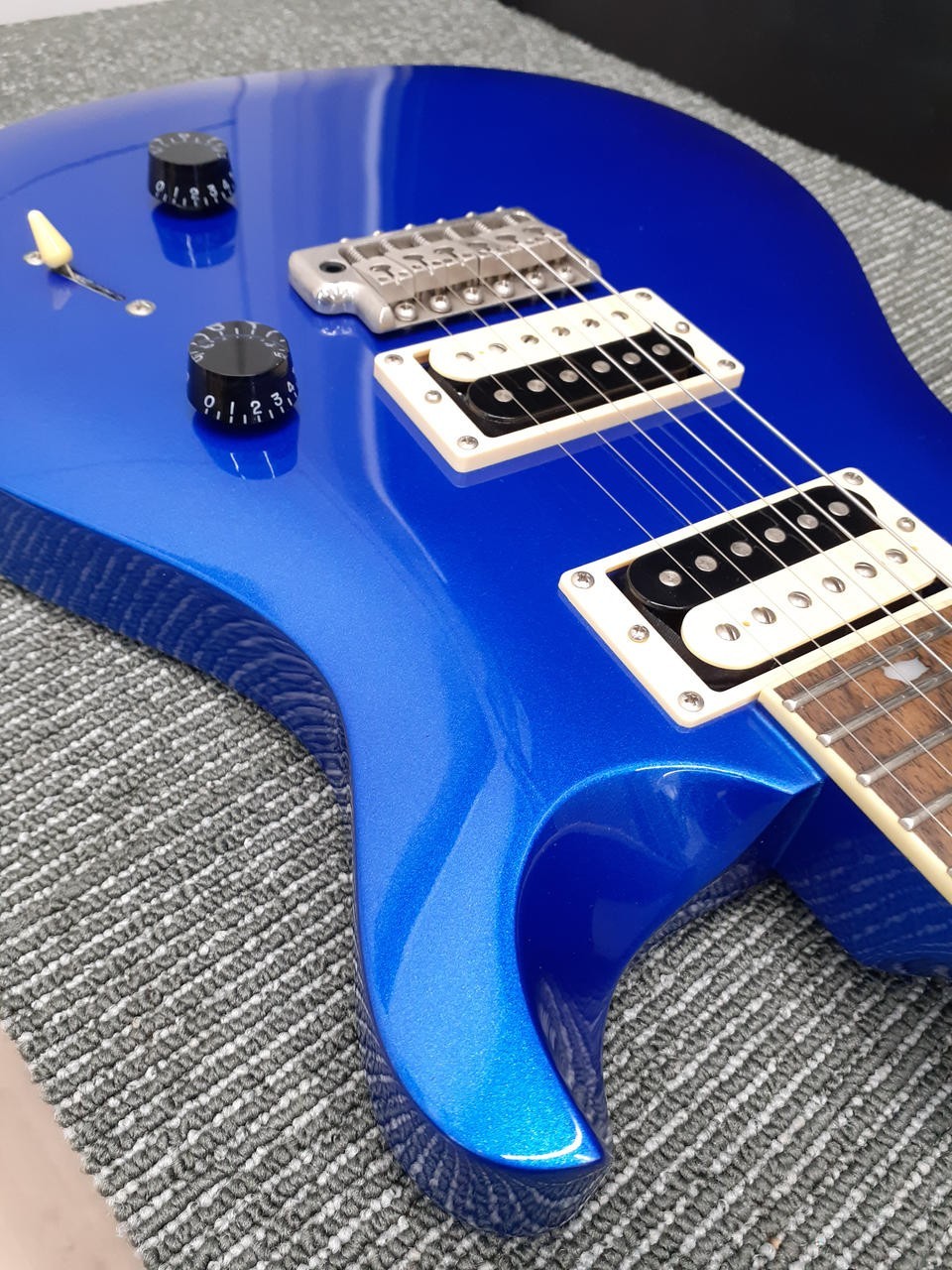 (PRS) SE STANDARD 24 Used Mahogany body Maple neck Rosewood fingerboard Blue