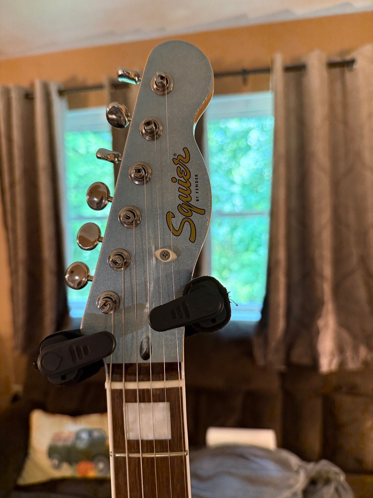 Squier Limited Edition Paranormal Offset Telecaster SJ – Excellent Condition