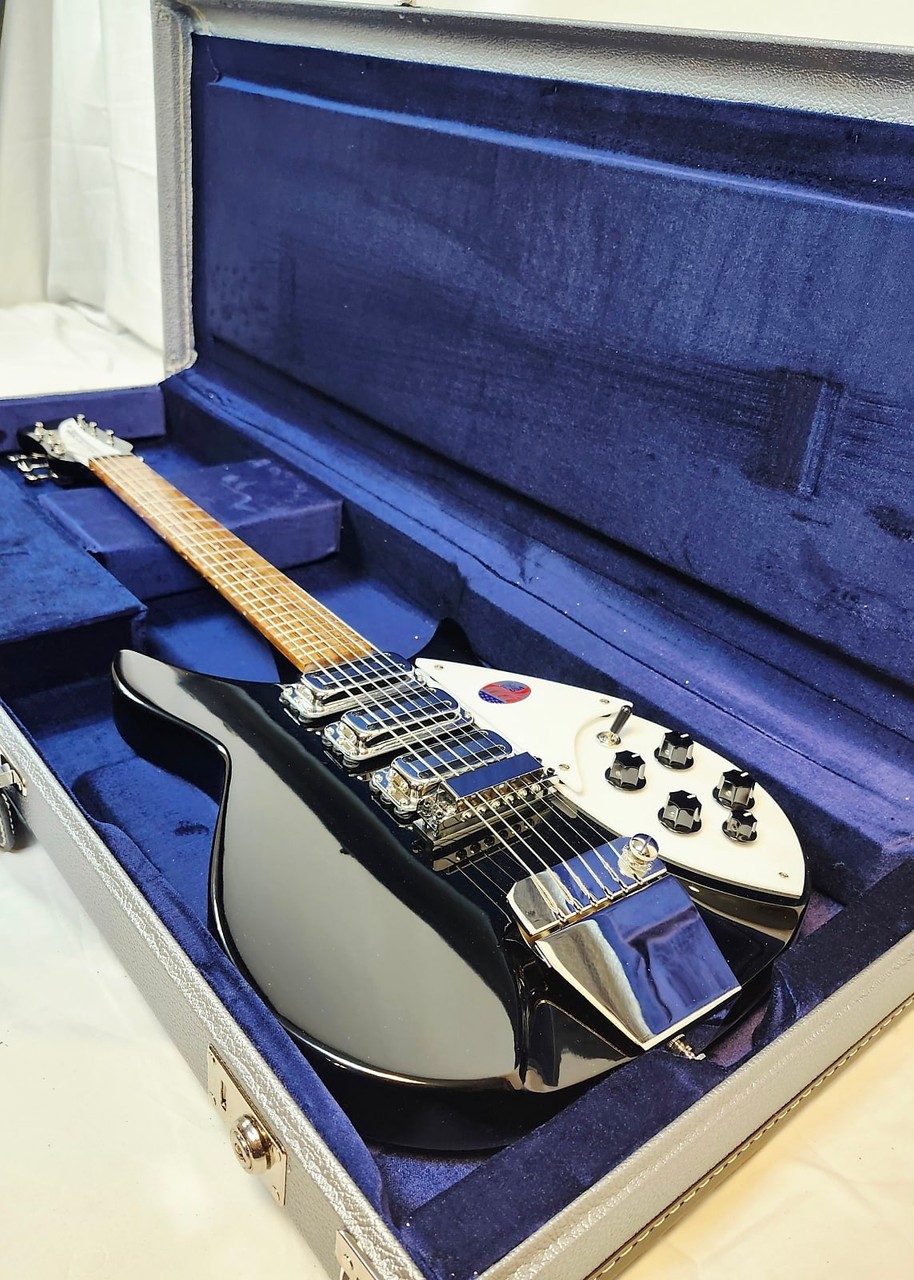 Rickenbacker 325C64 Jet Glo Miami, 3 Toaster Pickups, w/Vibrato, Short Scale,…