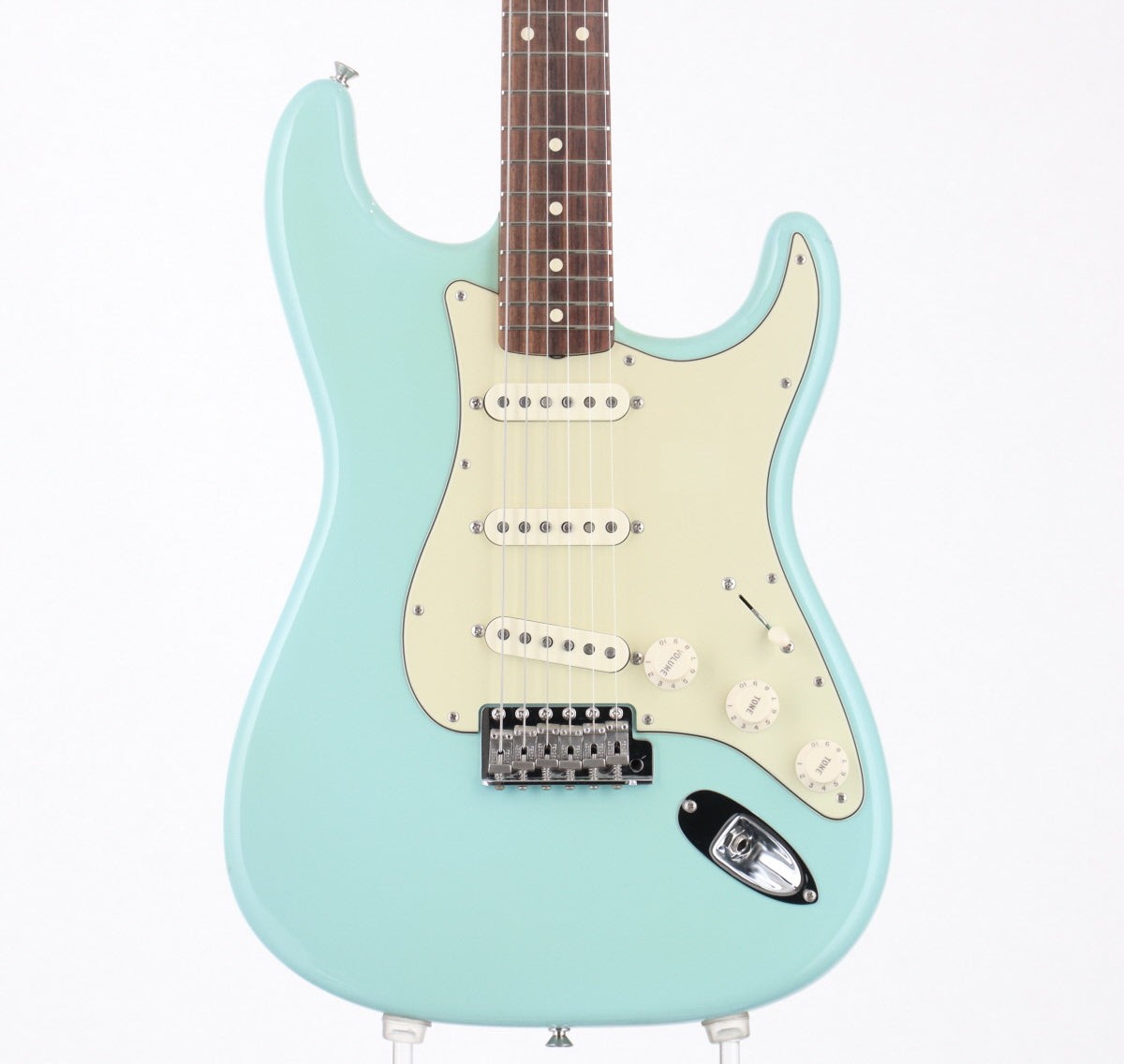 FENDER USA American Vintage ’62 Stratocaster Thin Lacquer Daphne Blue [V195296]