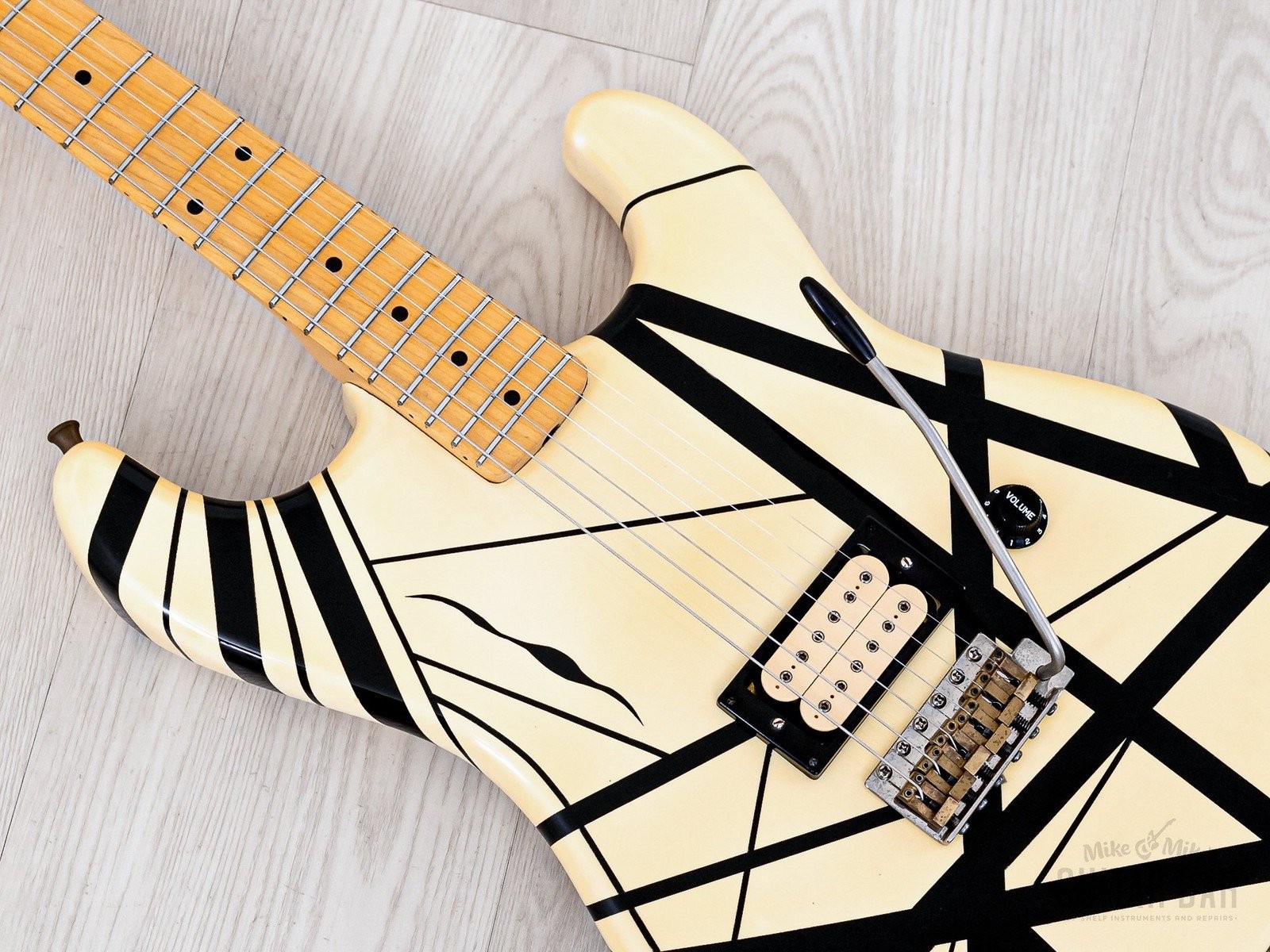 ESP Custom Shop “Kohji” Superstrat Striped EVH-Style Eruption w/ DiMarzio