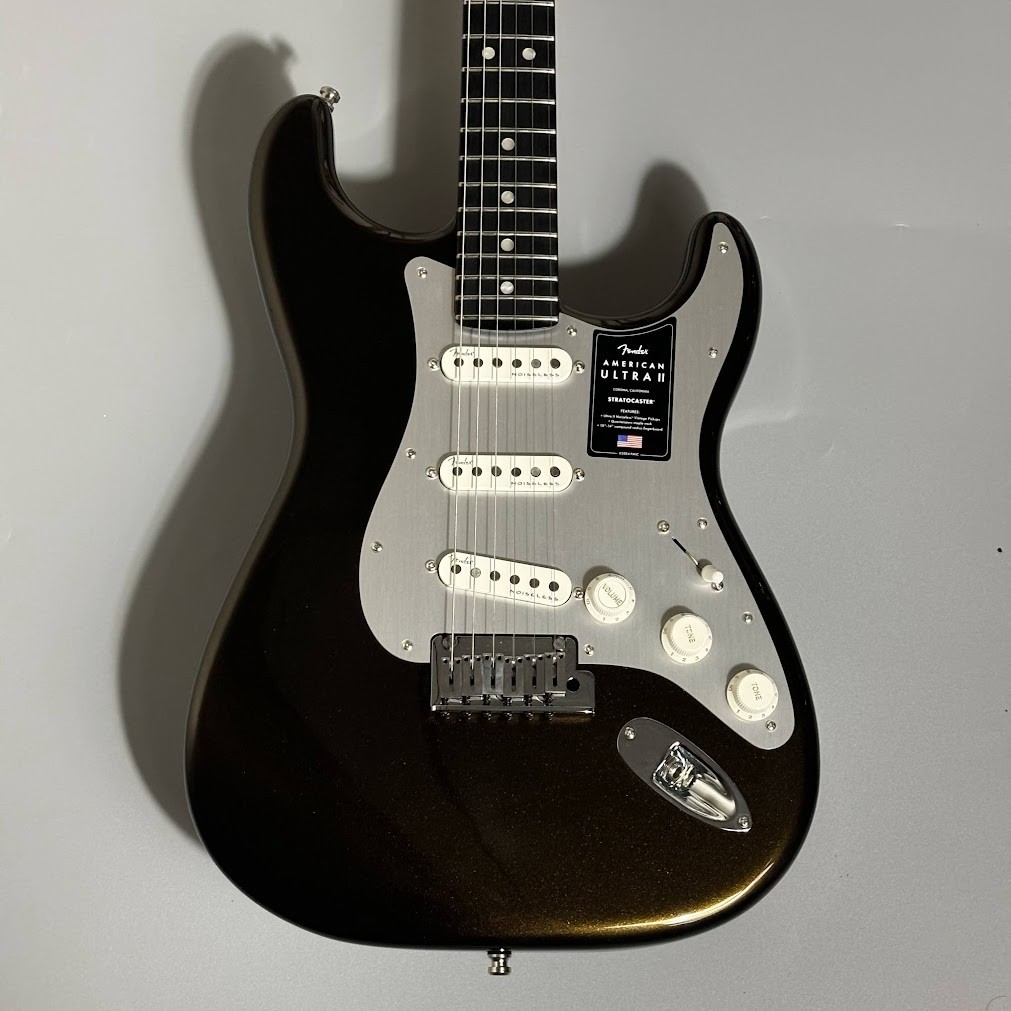 Fender American Ultra II Stratocaster Texas Tea gig bag 3.61kg Electric Guitar