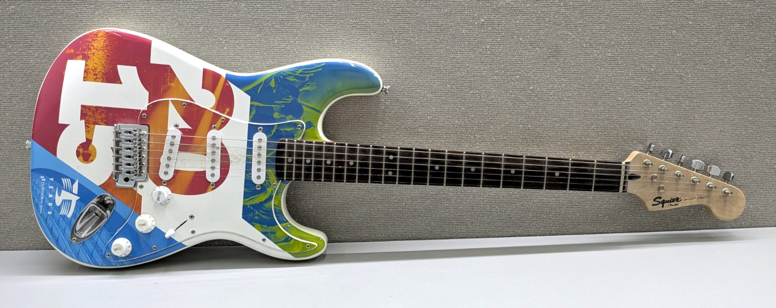 ☑️Squier ICS 14217557 2015 Anniversary Bullet Strat Intrust Bank Special Guitar