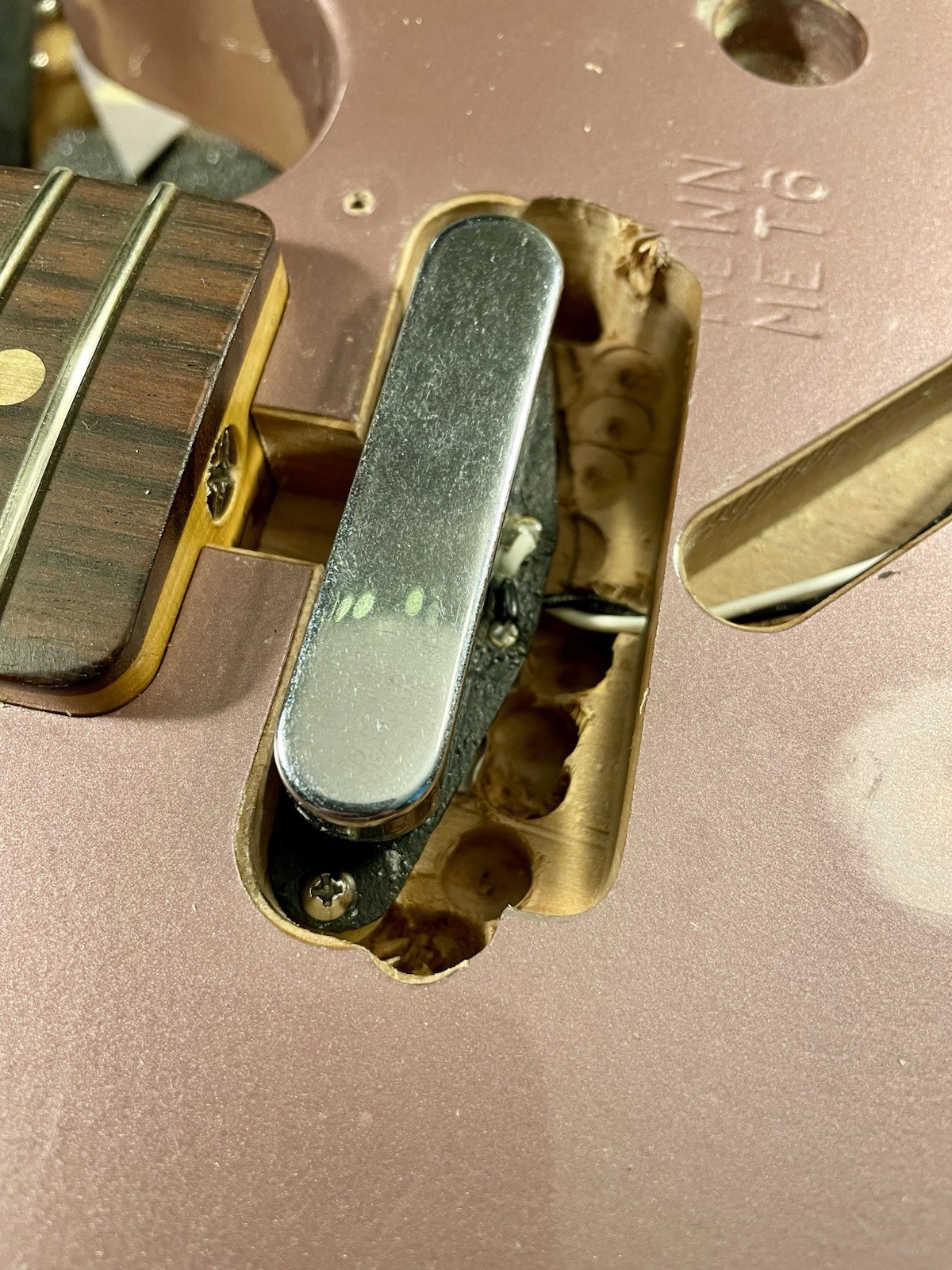 Fender Limited Vintera II Road Worn ’60s Telecaster – Burgundy Mist – Modified