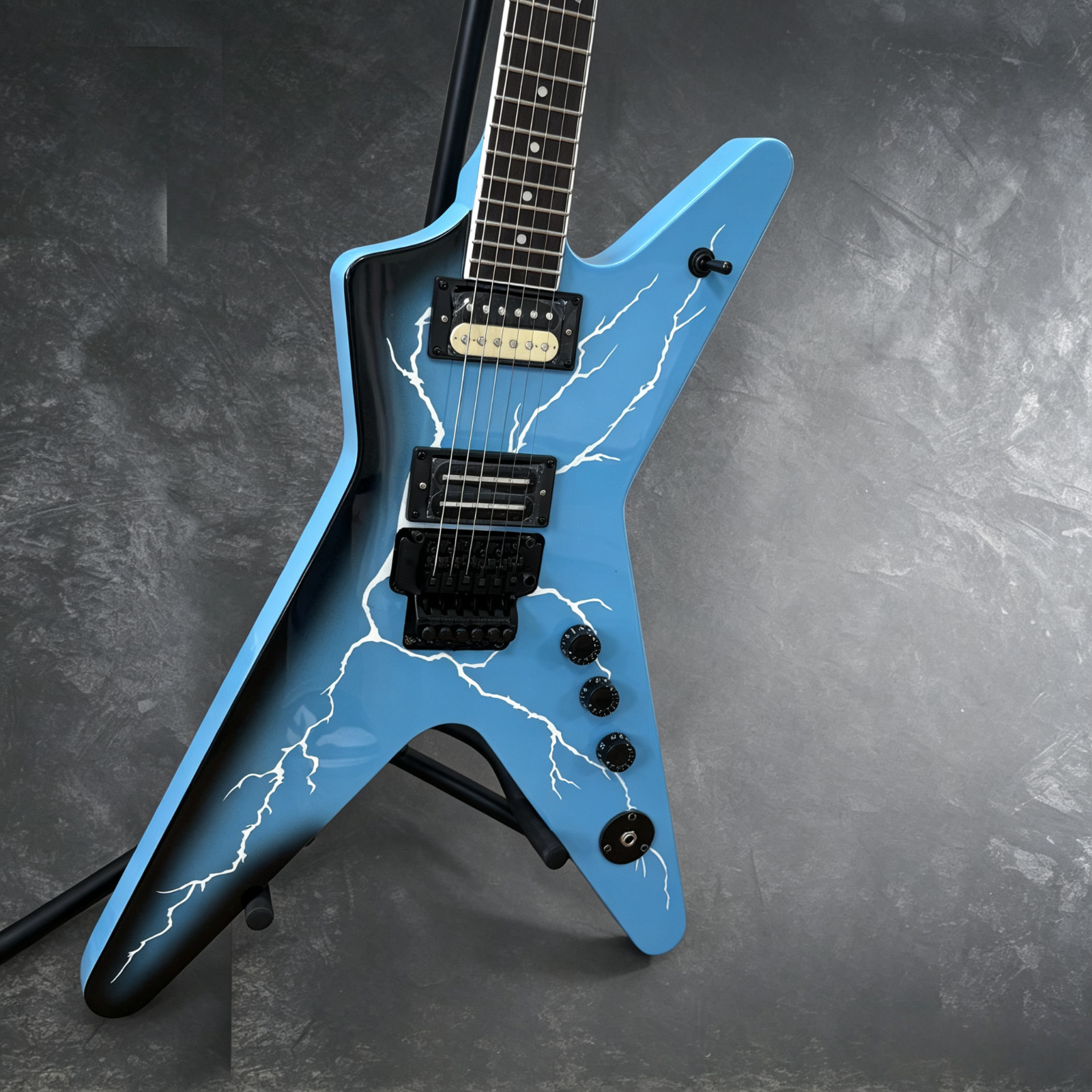 US Warehouse Dimebag Darrell The Dean Electric Guitar With Floyd Rose Tremolo