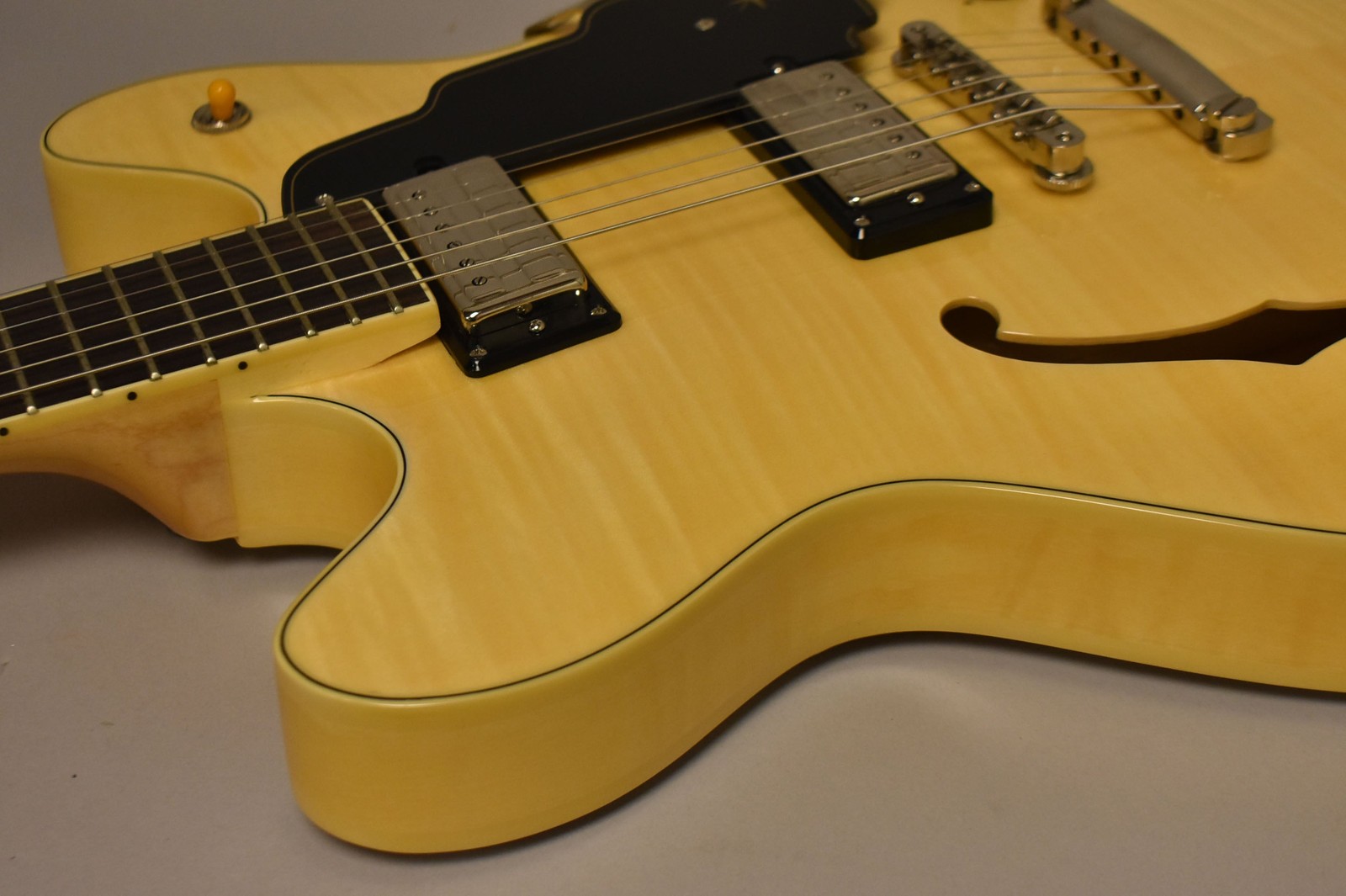 Guild Starfire IV Natural w/OHSC