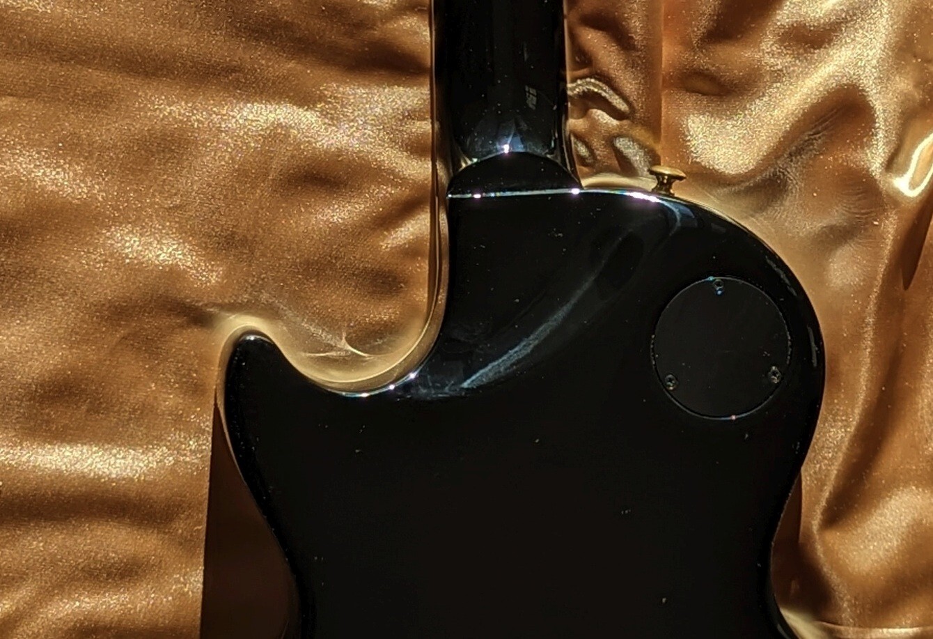 2023 Gibson Les Paul Modern Supreme – Translucent Ebony