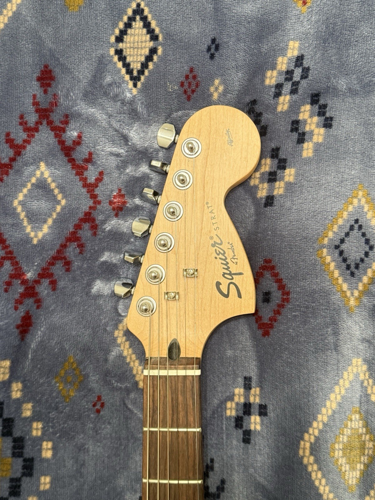 Fender Squier Stratocaster Electric Guitar – Candy Apple Red – Indonesia (2004)
