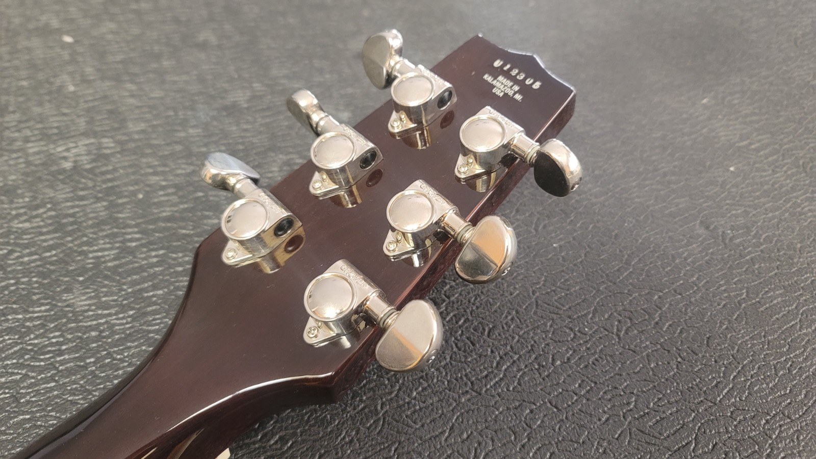 2004 Heritage H-170CM OSB Original SunBurst, Seymour Duncan and Gibson Pickups