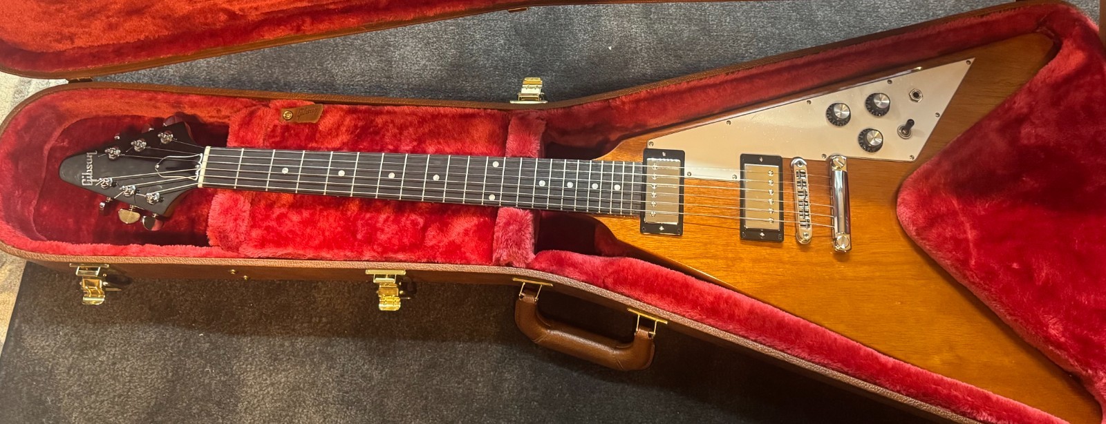202 Gibson 70s Flying V, Antique Natural – Excellent Condition